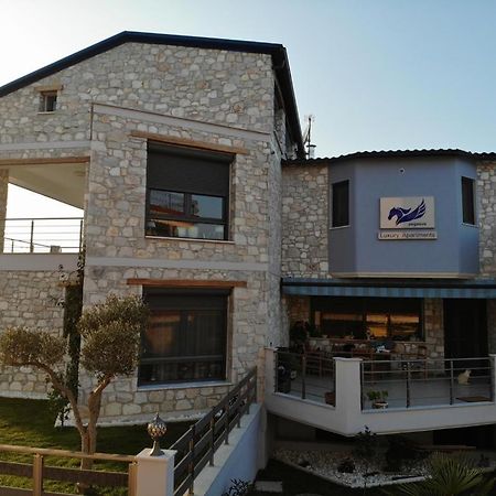 Pegasus Sea View Luxury Apartments Неа-Врасна Екстер'єр фото