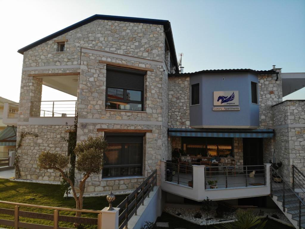 Pegasus Sea View Luxury Apartments Неа-Врасна Екстер'єр фото